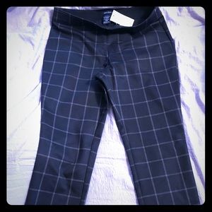 Women’s black and beige pull on dress pants